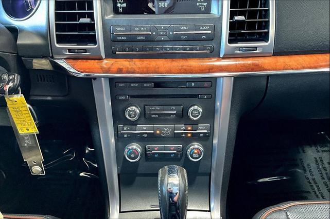 Photo of 2010 Tuxedo Black Metallic Lincoln MKZ