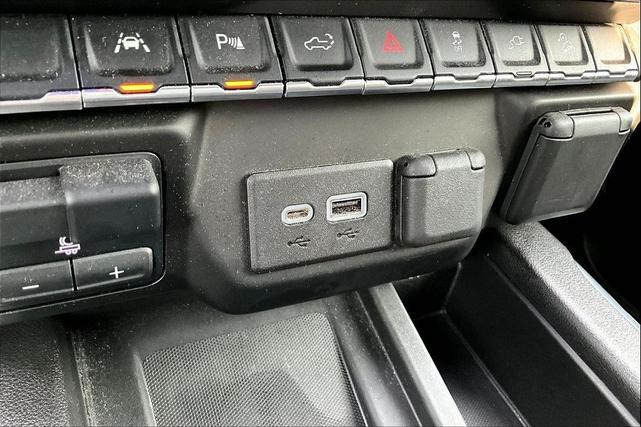 Photo of 2022 Summit White GMC Sierra 1500