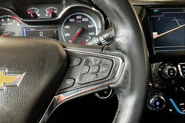 Photo of 2017 Mosaic Black Metallic Chevrolet Cruze