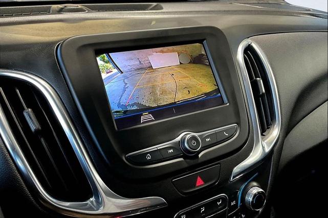 Photo of 2021 Nightfall Gray Metallic Chevrolet Equinox