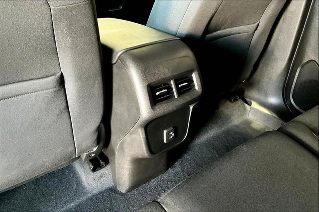 Photo of 2021 Nightfall Gray Metallic Chevrolet Equinox