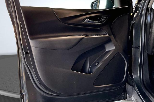 Photo of 2021 Nightfall Gray Metallic Chevrolet Equinox