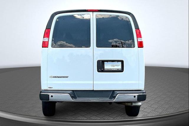 Photo of 2024 Summit White Chevrolet Express 3500