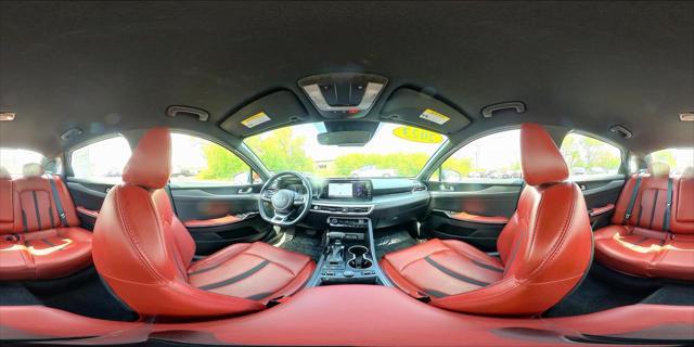 Photo of 2023 Glacial White Pearl Kia K5