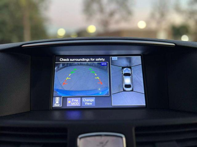 Photo of 2018 Graphite Shadow INFINITI Q70