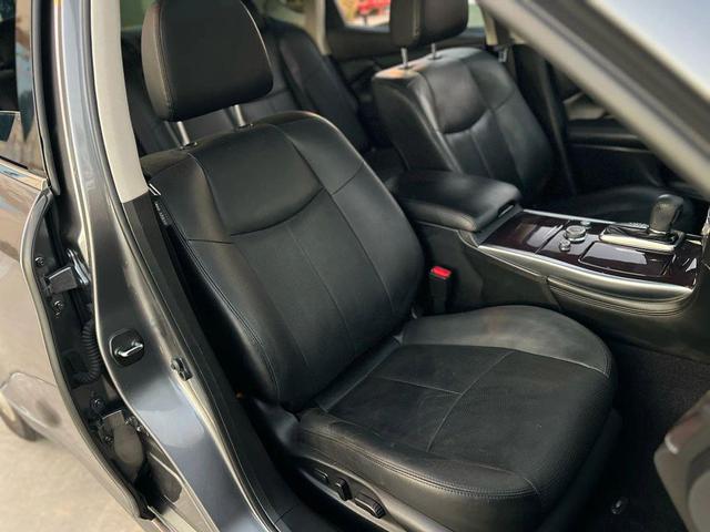 Photo of 2018 Graphite Shadow INFINITI Q70
