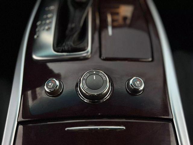 Photo of 2018 Graphite Shadow INFINITI Q70