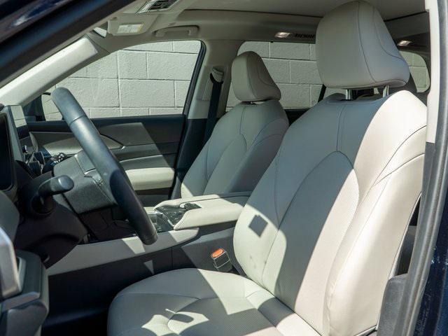 Photo of 2024 Blueprint Toyota Grand Highlander