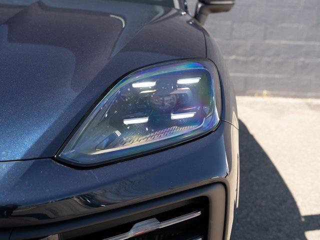Photo of 2024 Montego Blue Metallic Porsche Cayenne