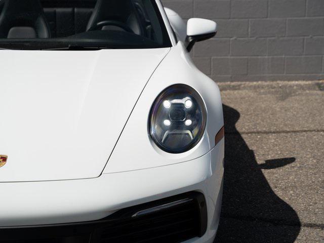 Photo of 2021 White Porsche 911