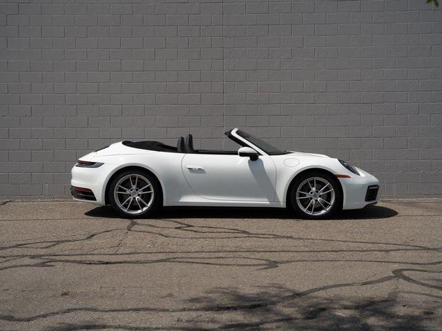 Photo of 2021 White Porsche 911