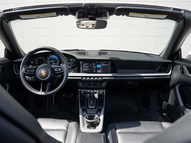 Photo of 2021 White Porsche 911