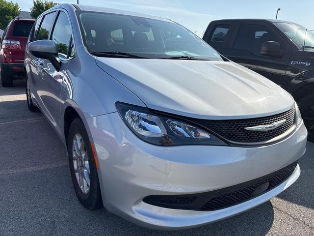 2023 Chrysler Voyager