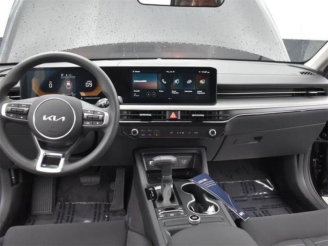 Photo of 2026 Aurora Black Kia K5