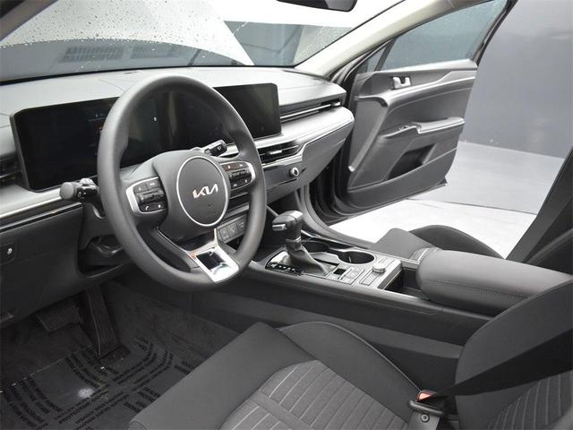 Photo of 2026 Aurora Black Kia K5