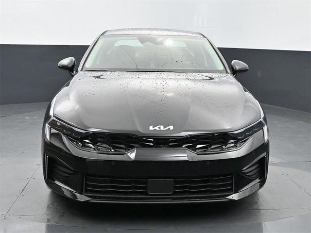 Photo of 2026 Aurora Black Kia K5