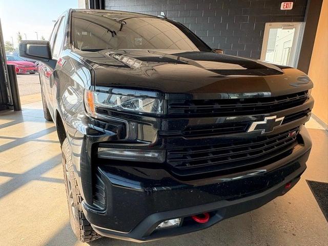Photo of 2021 Black Chevrolet Silverado 1500
