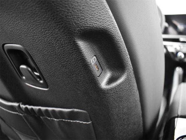 Photo of 2025 Ebony Black Kia Telluride