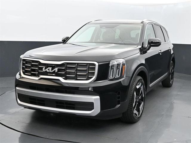 Photo of 2025 Ebony Black Kia Telluride