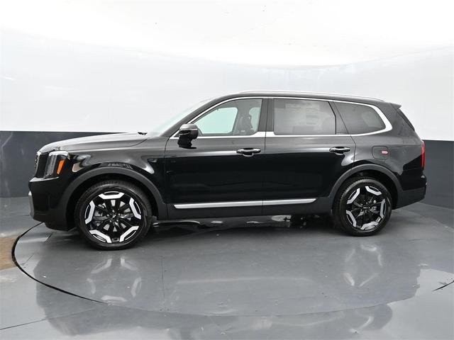 Photo of 2025 Ebony Black Kia Telluride