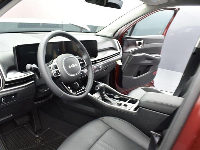 Photo of 2025 Red Kia Sorento