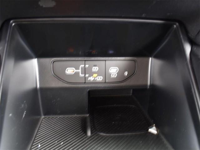 Photo of 2025 Red Kia Sorento