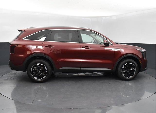 Photo of 2025 Red Kia Sorento