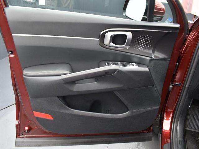 Photo of 2025 Red Kia Sorento