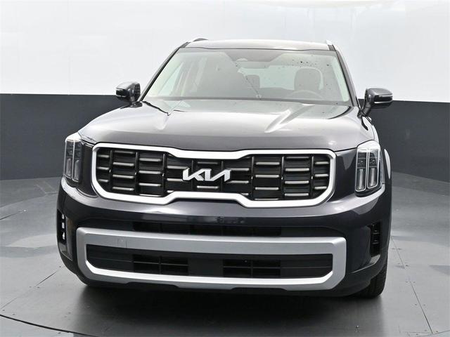 Photo of 2025 Metal Kia Telluride