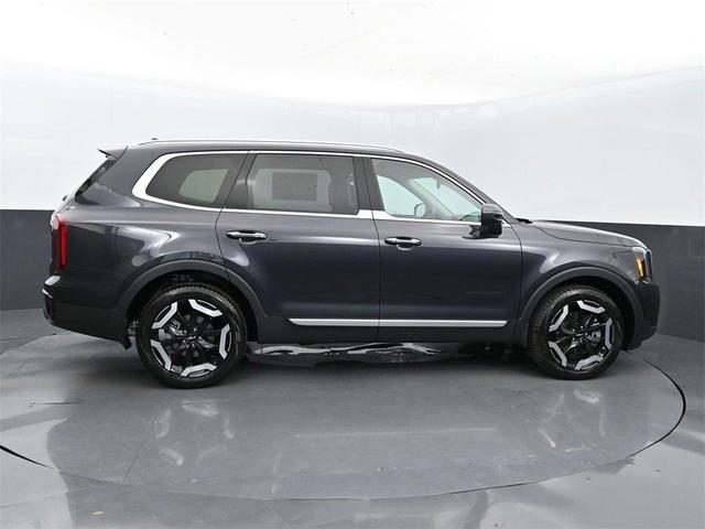 Photo of 2025 Metal Kia Telluride