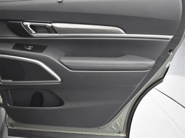 Photo of 2025 Jungle Green Kia Telluride