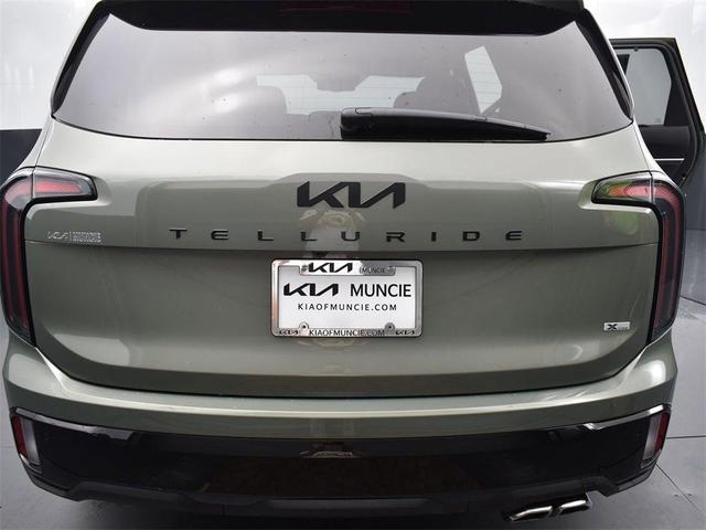 Photo of 2025 Jungle Green Kia Telluride
