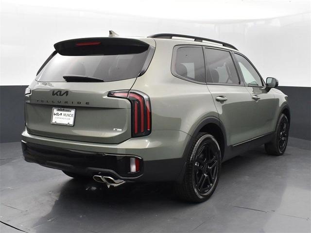 Photo of 2025 Jungle Green Kia Telluride