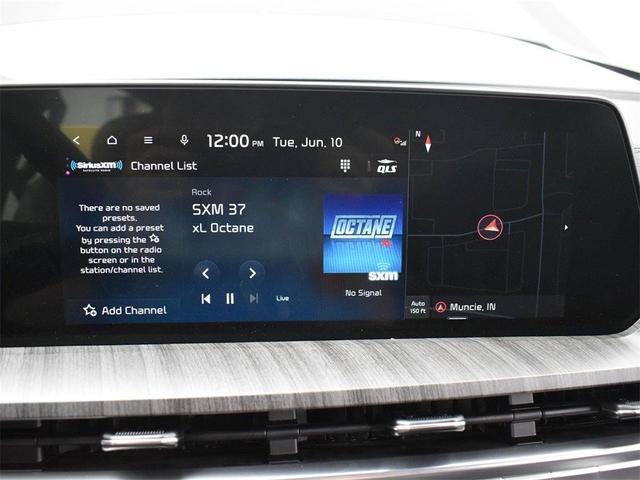 Photo of 2025 Ebony Black Kia Telluride