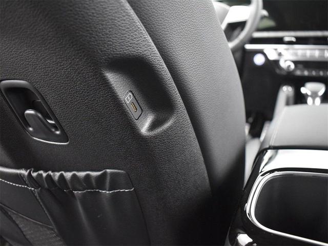 Photo of 2025 Ebony Black Kia Telluride