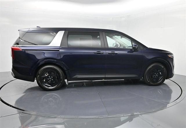 Photo of 2026 Deep Chroma Blue Kia Carnival