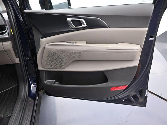 Photo of 2026 Deep Chroma Blue Kia Carnival