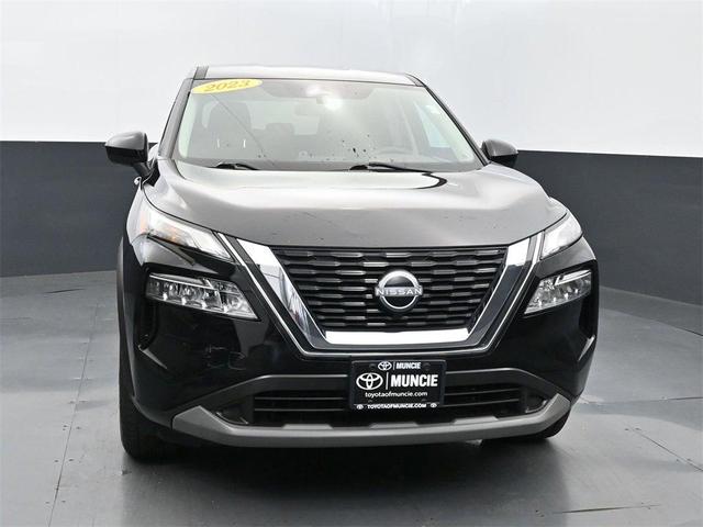 Photo of 2023 Black Nissan Rogue