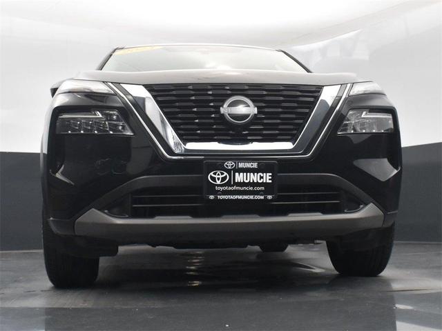 Photo of 2023 Black Nissan Rogue