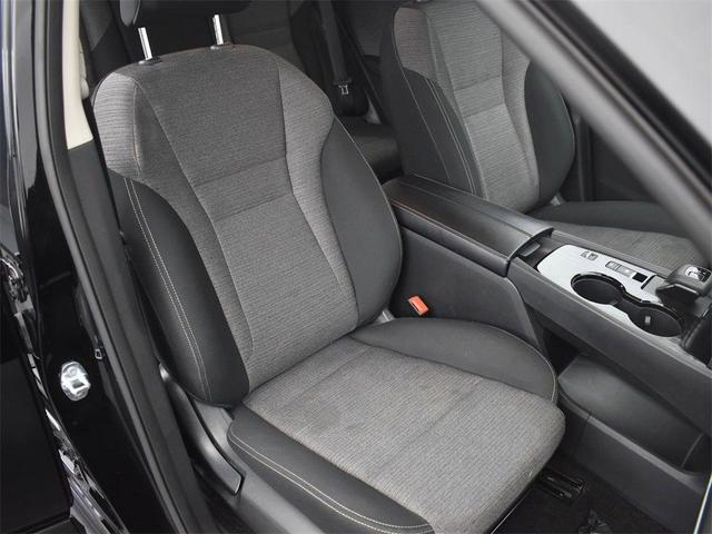 Photo of 2023 Black Nissan Rogue