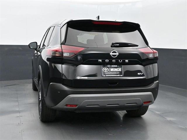 Photo of 2023 Black Nissan Rogue