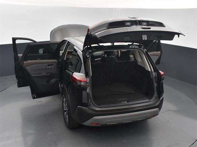 Photo of 2023 Black Nissan Rogue