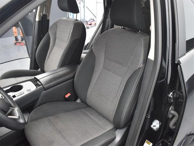 Photo of 2023 Black Nissan Rogue