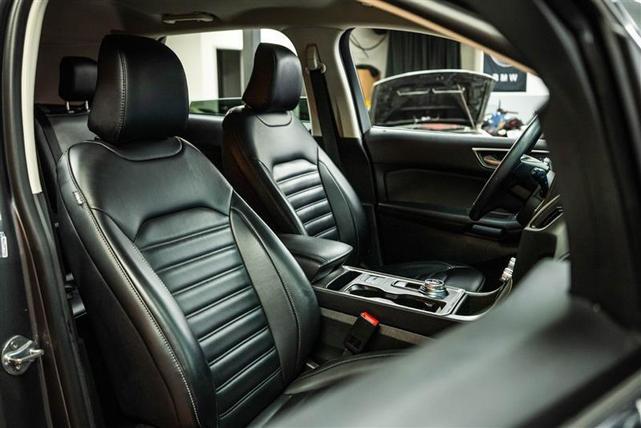 Photo of 2024 Gray Ford Edge