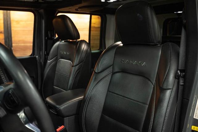 Photo of 2023 Gray Jeep Wrangler 4xe