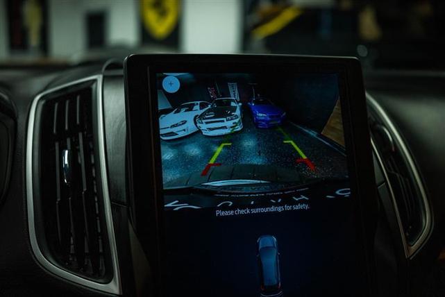 Photo of 2024 Gray Ford Edge