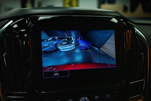 Photo of 2023 Red Chevrolet Traverse
