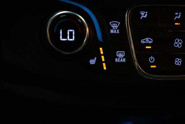 Photo of 2023 Red Chevrolet Traverse