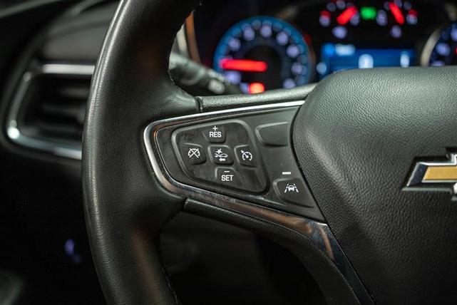 Photo of 2024 Gray Chevrolet Equinox
