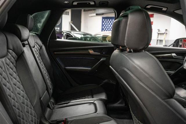 Photo of 2018 Daytona Gray Pearl Effect Audi SQ5